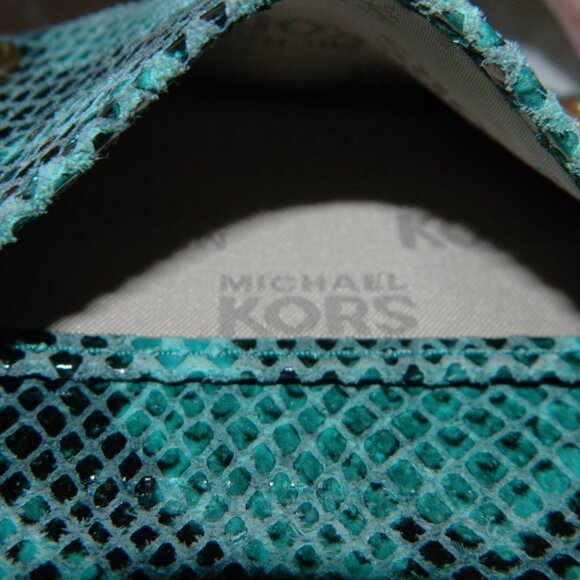 Michael Kors Python Embossed Card Case - Picture 7 of 7